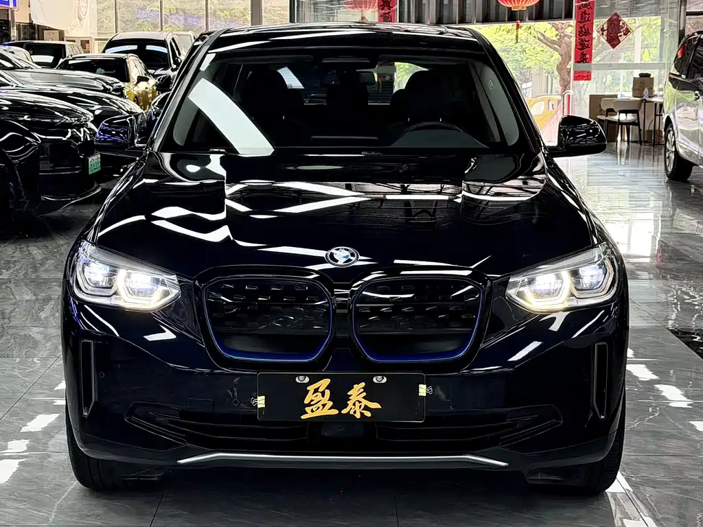 BMW iX3 — миниатюра 2