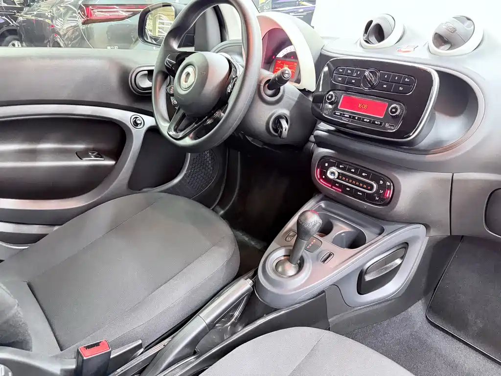 smart Smart Fortwo — миниатюра 13
