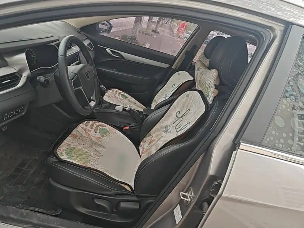 Geely Vision S1 — миниатюра 15