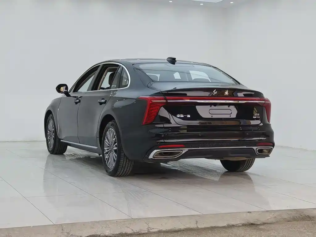 Hongqi Hongqi H5 — миниатюра 13