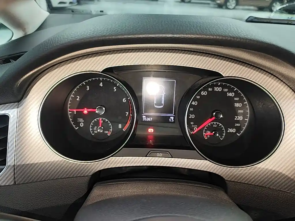 Volkswagen Golf Sportsvan — миниатюра 12