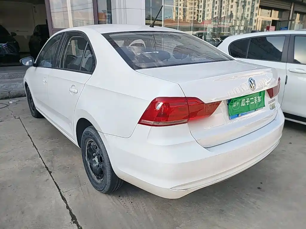 Volkswagen Santana — миниатюра 5