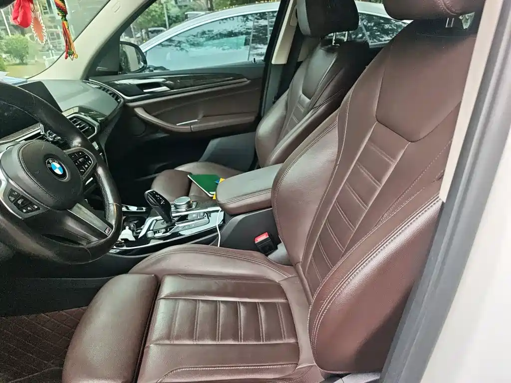 BMW X3 — миниатюра 12