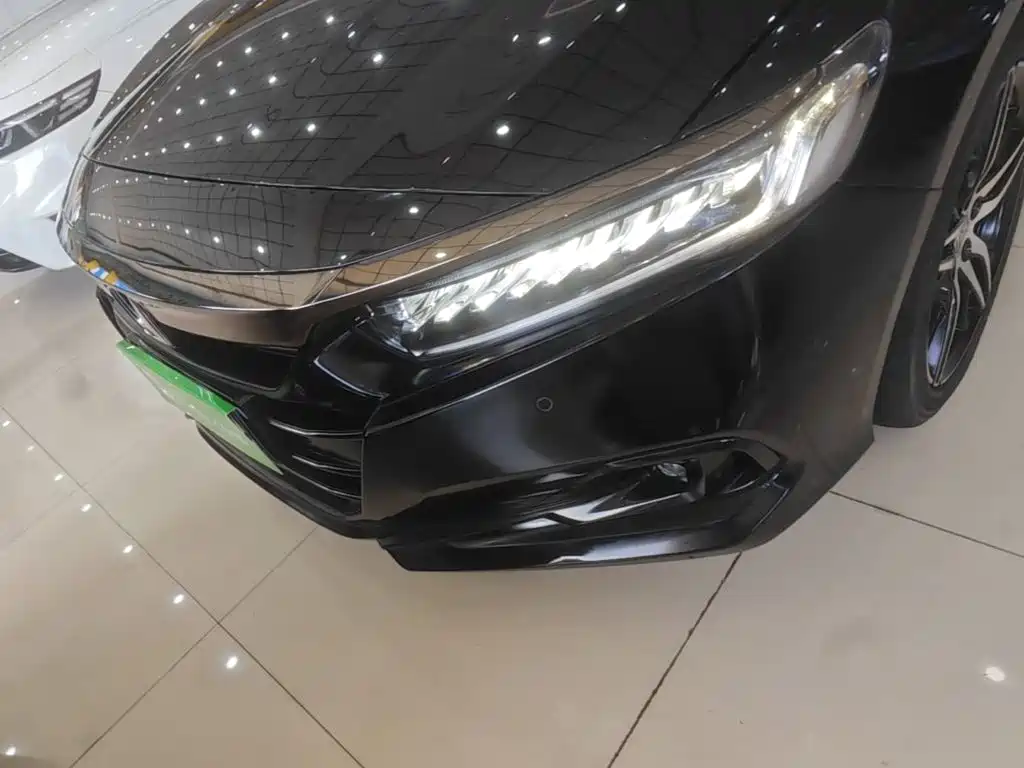 Honda Accord — миниатюра 24