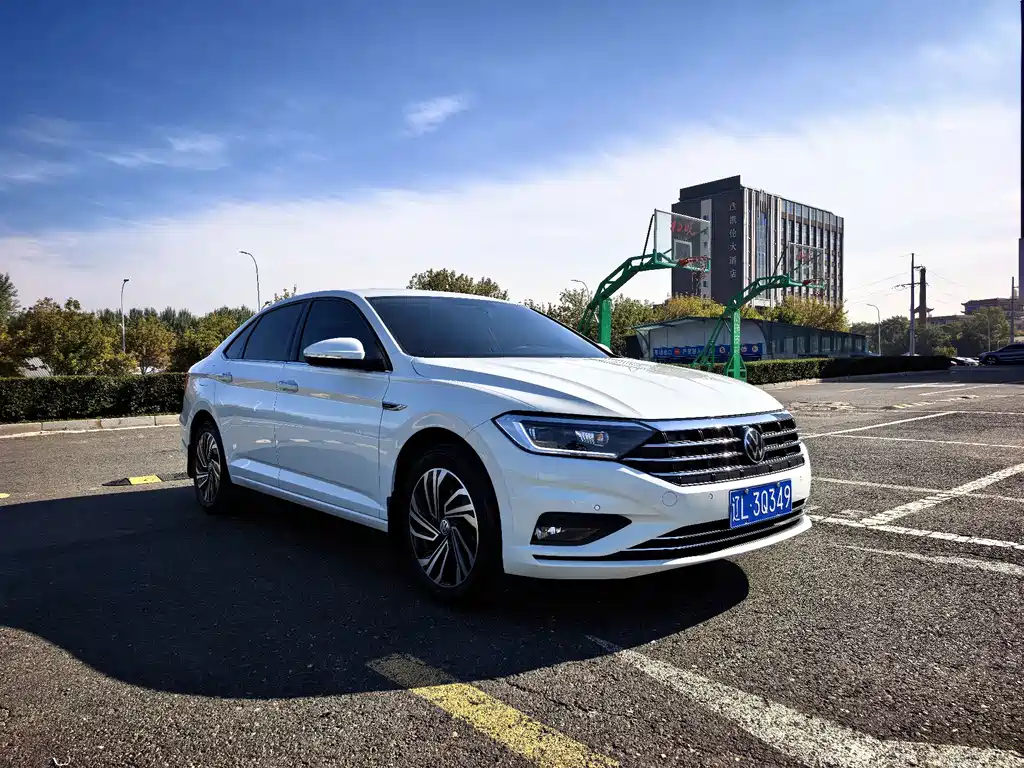 Volkswagen Sagitar — миниатюра 3