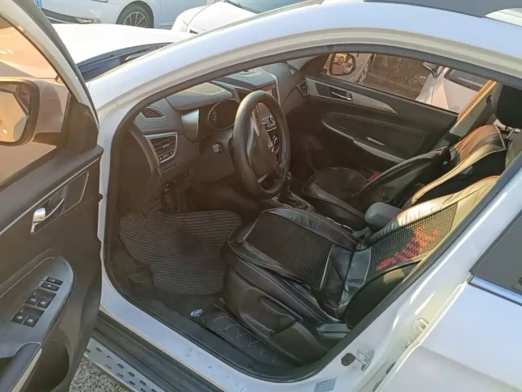 Changan CS35 — миниатюра 16