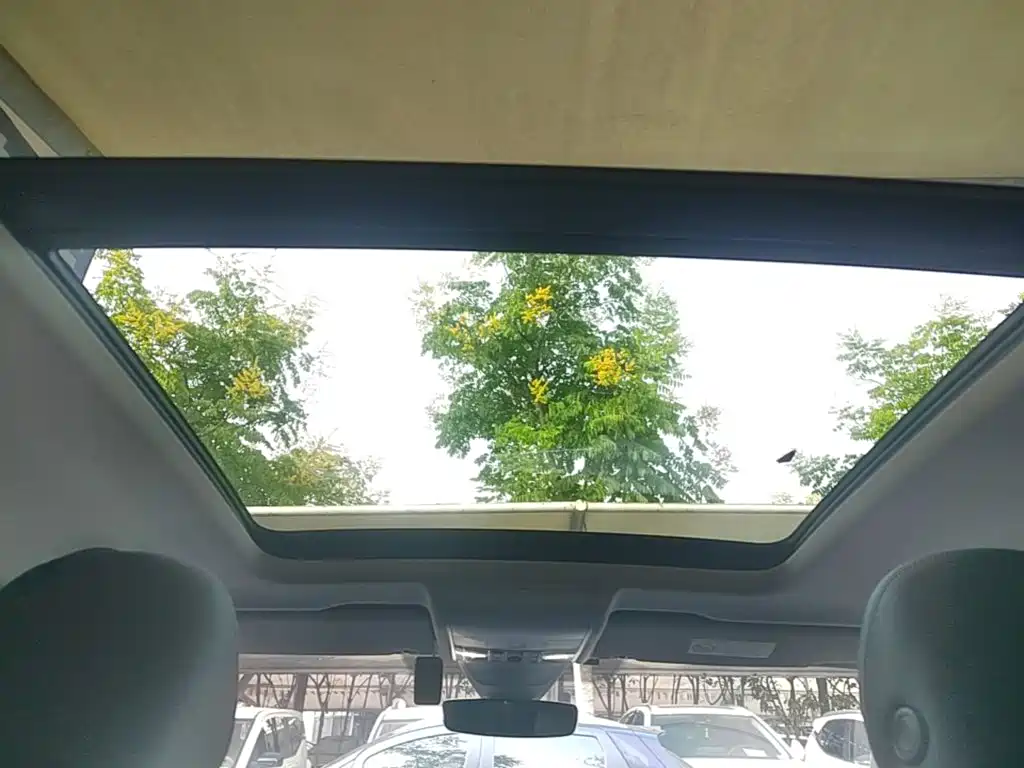 Volkswagen Tiguan L — миниатюра 18