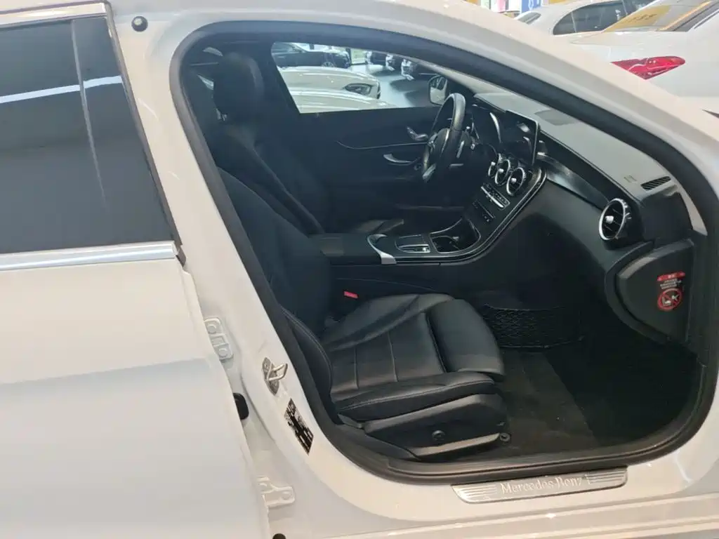 Mercedes-Benz C-Class — миниатюра 25