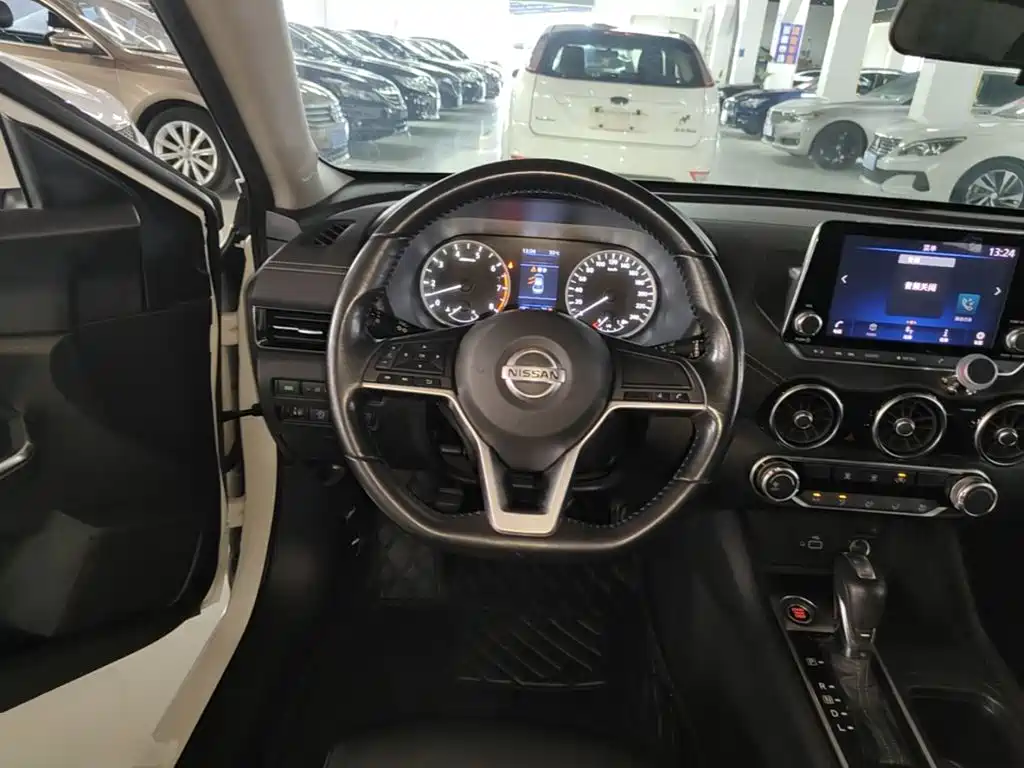 Nissan Sylphy — миниатюра 11