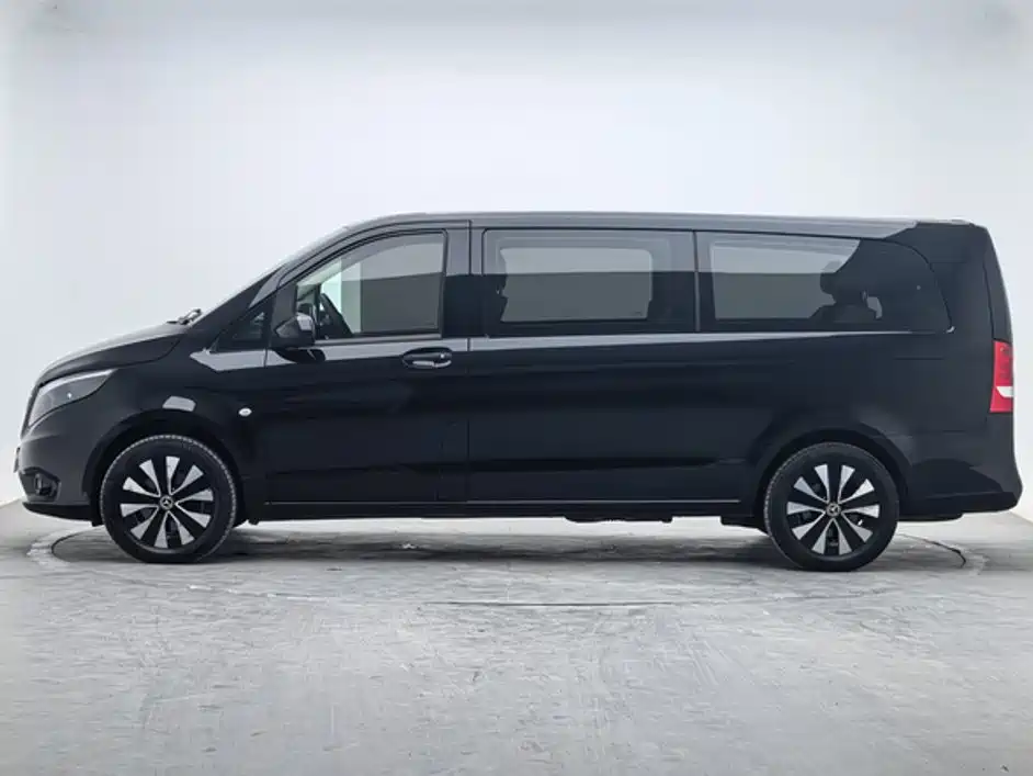 Mercedes-Benz Vito — миниатюра 2