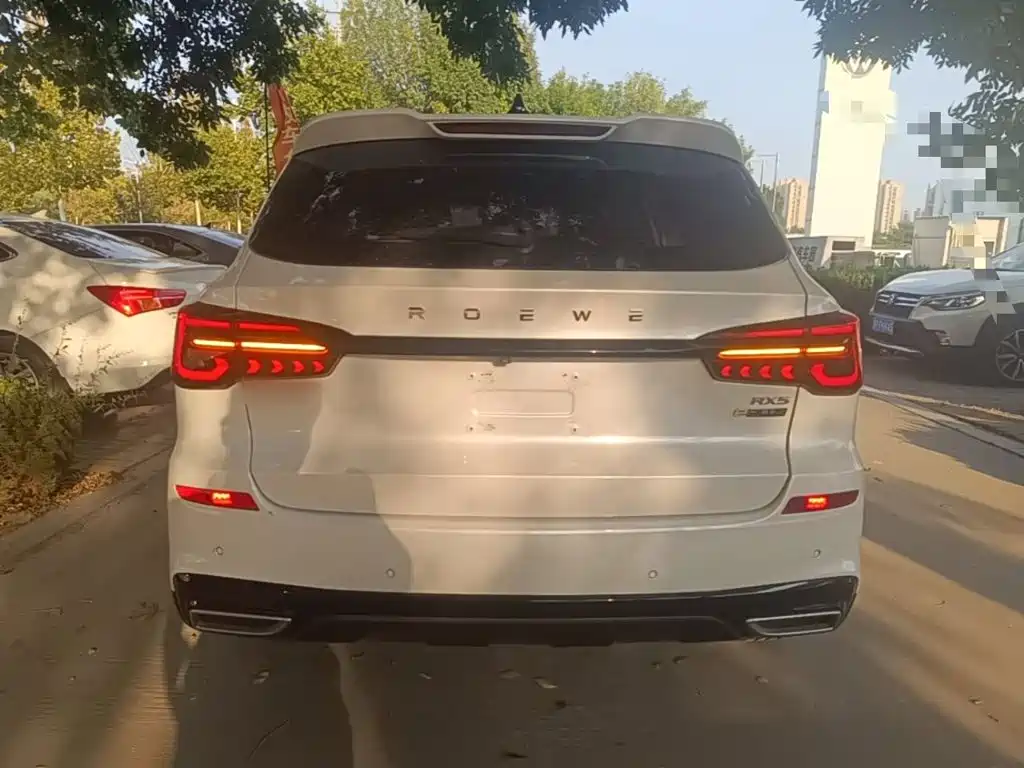 Roewe RX5 New Energy — миниатюра 6