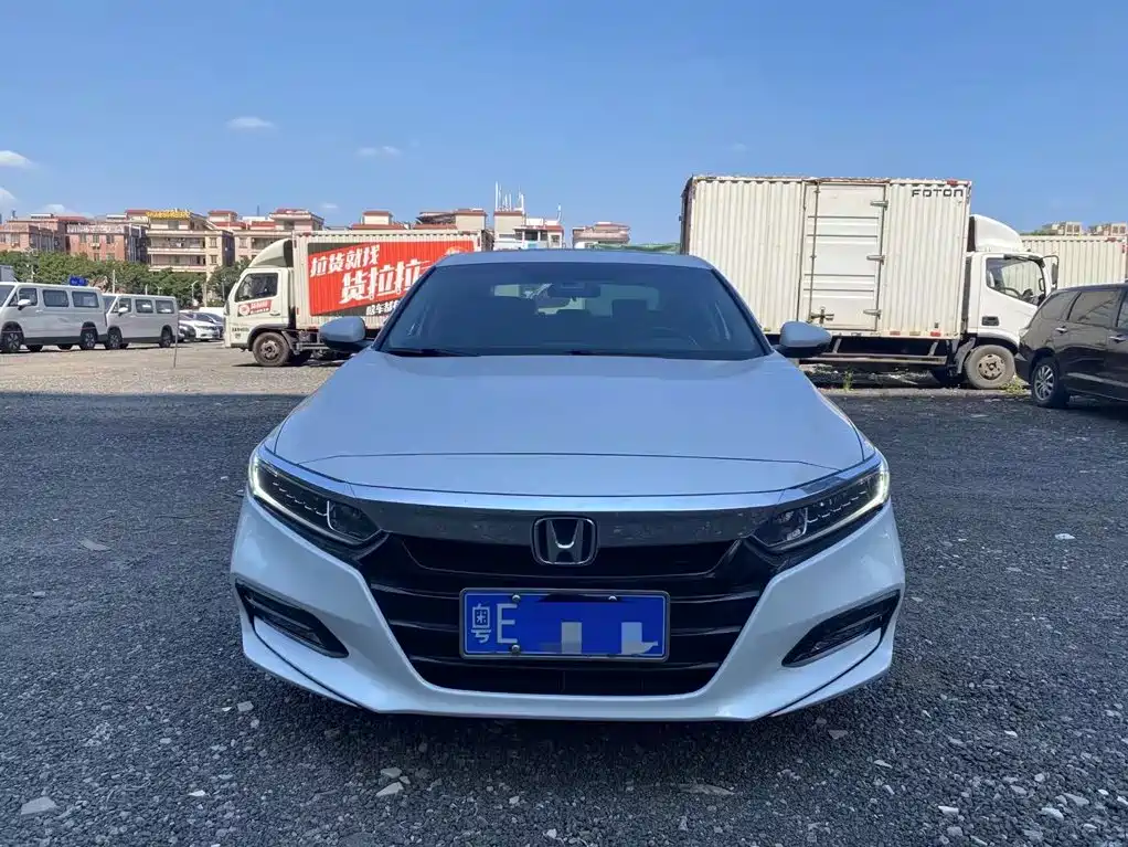 Honda Accord — миниатюра 2