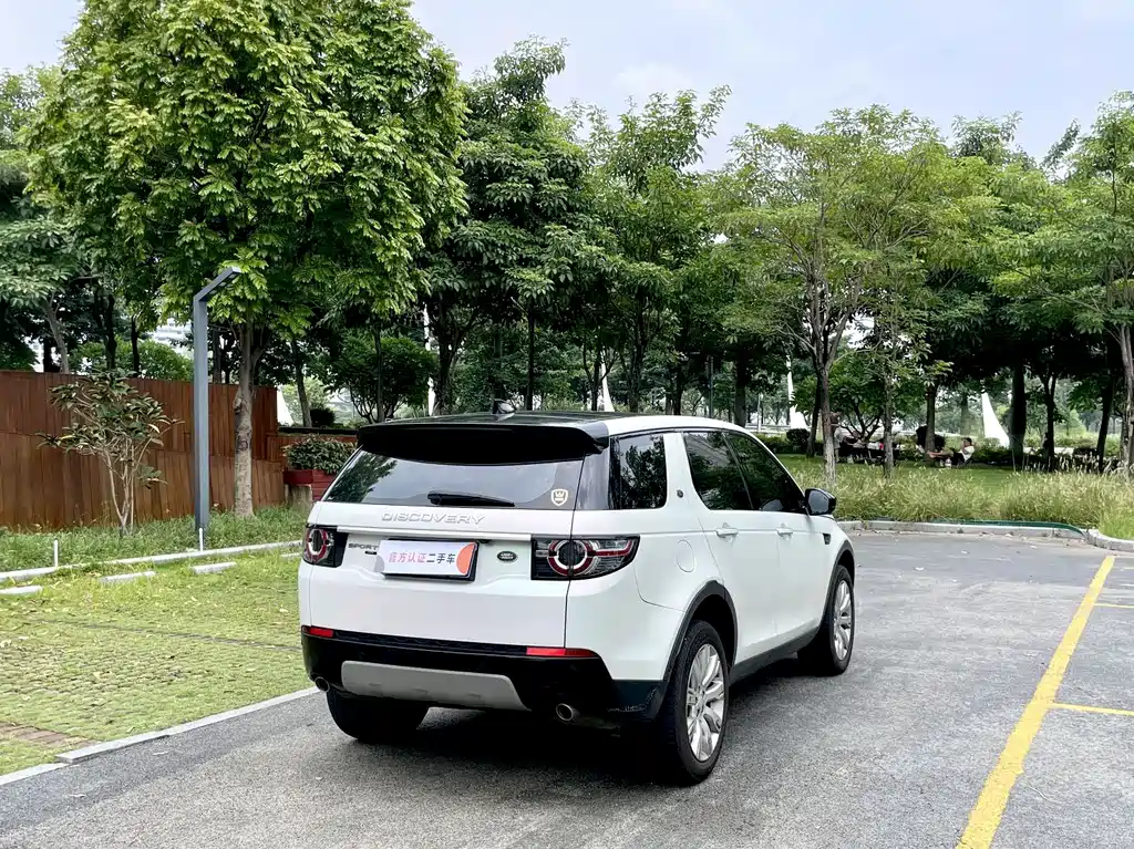 Land Rover Discovery Sport — миниатюра 6