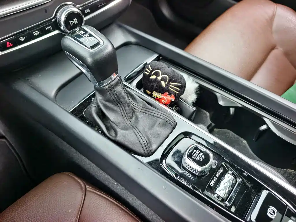 Volvo XC60 — миниатюра 4