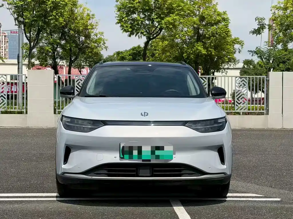 Leapmotor Leapmotor C11 — миниатюра 3