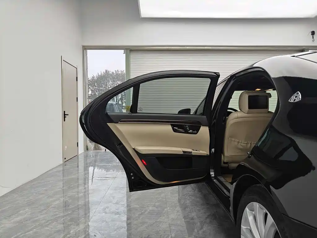 Mercedes-Benz S-Class S 2010 S 300 L Luxury