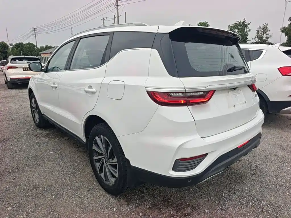 Geely Vision X6 — миниатюра 5