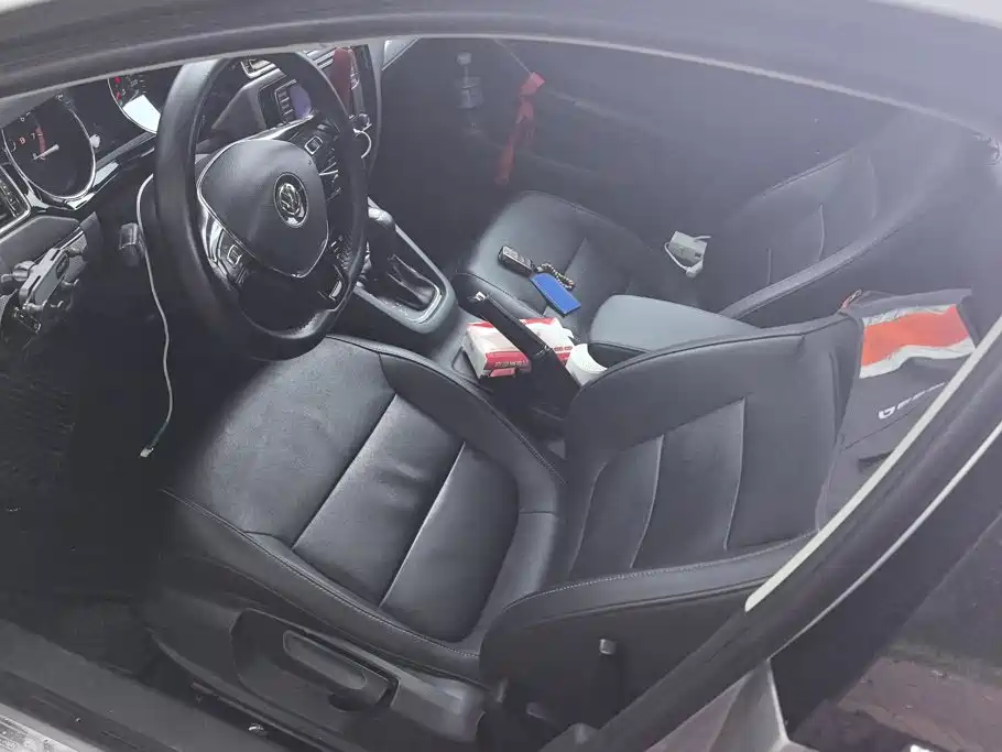 Volkswagen Sagitar — миниатюра 9