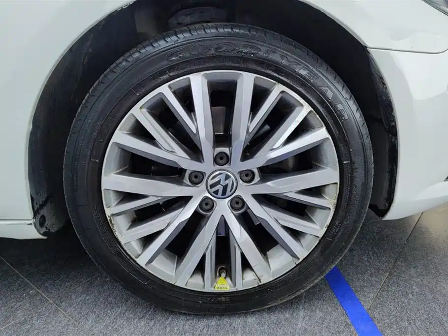 Volkswagen FAW - Passat CC CC 2018 1.8TSI Luxury