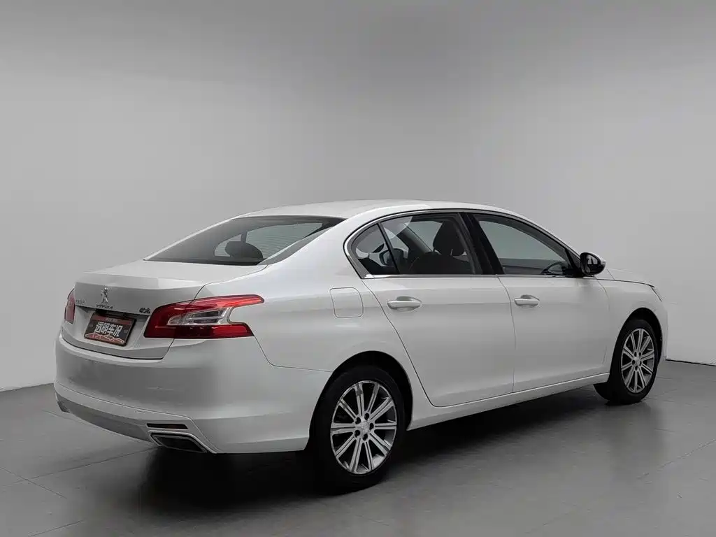 Peugeot 408 — миниатюра 2