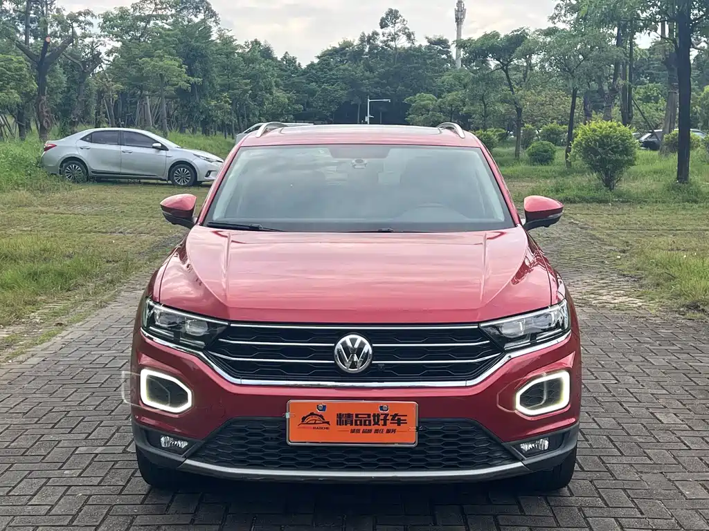 Volkswagen T-Roc — миниатюра 2