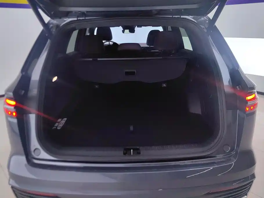 Geely Xingyue L — миниатюра 4
