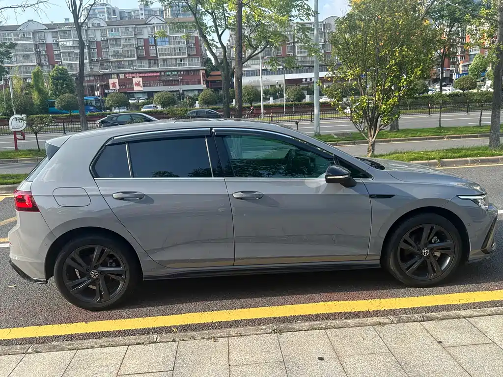 Volkswagen Golf — миниатюра 13