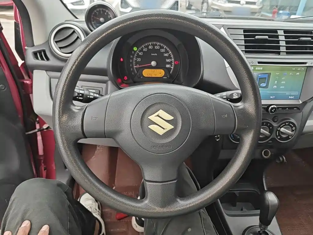 Suzuki Alto — миниатюра 11