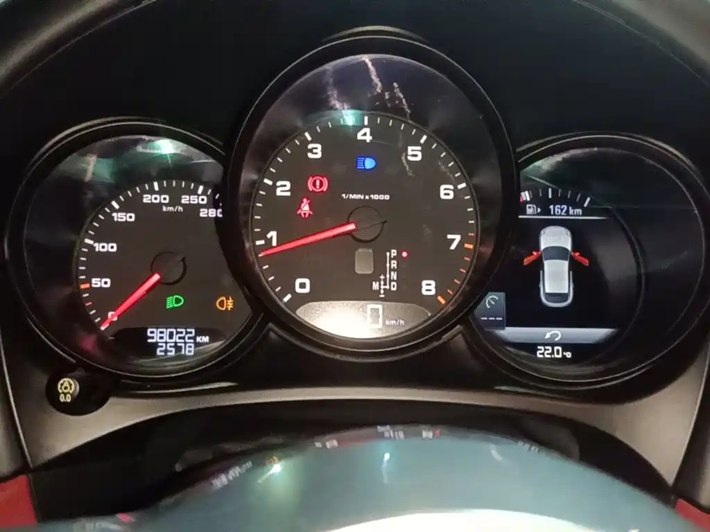 Porsche Macan — миниатюра 12