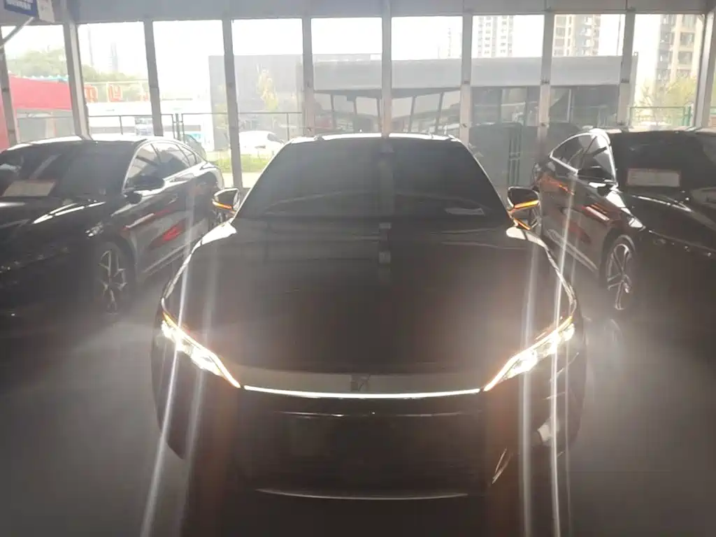 BYD Han — миниатюра 3