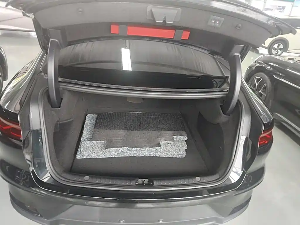 BYD Han — миниатюра 19