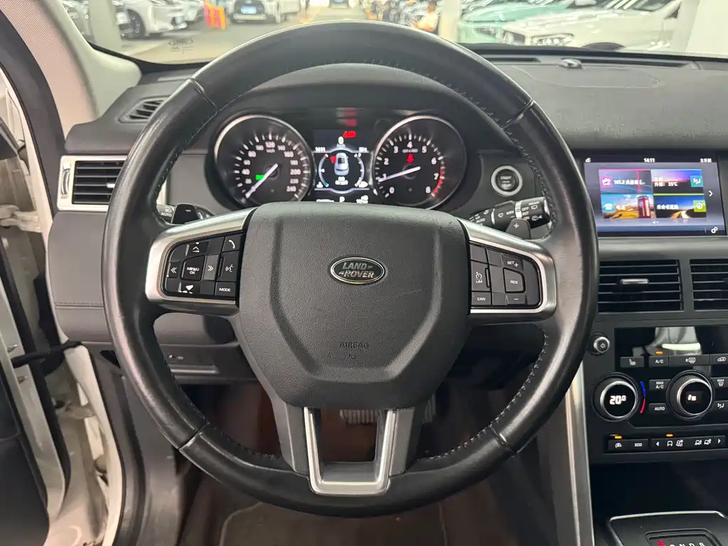 Land Rover Discovery Sport — миниатюра 13