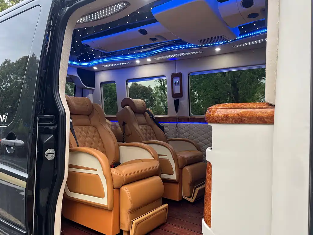 Mercedes-Benz Sprinter — миниатюра 14