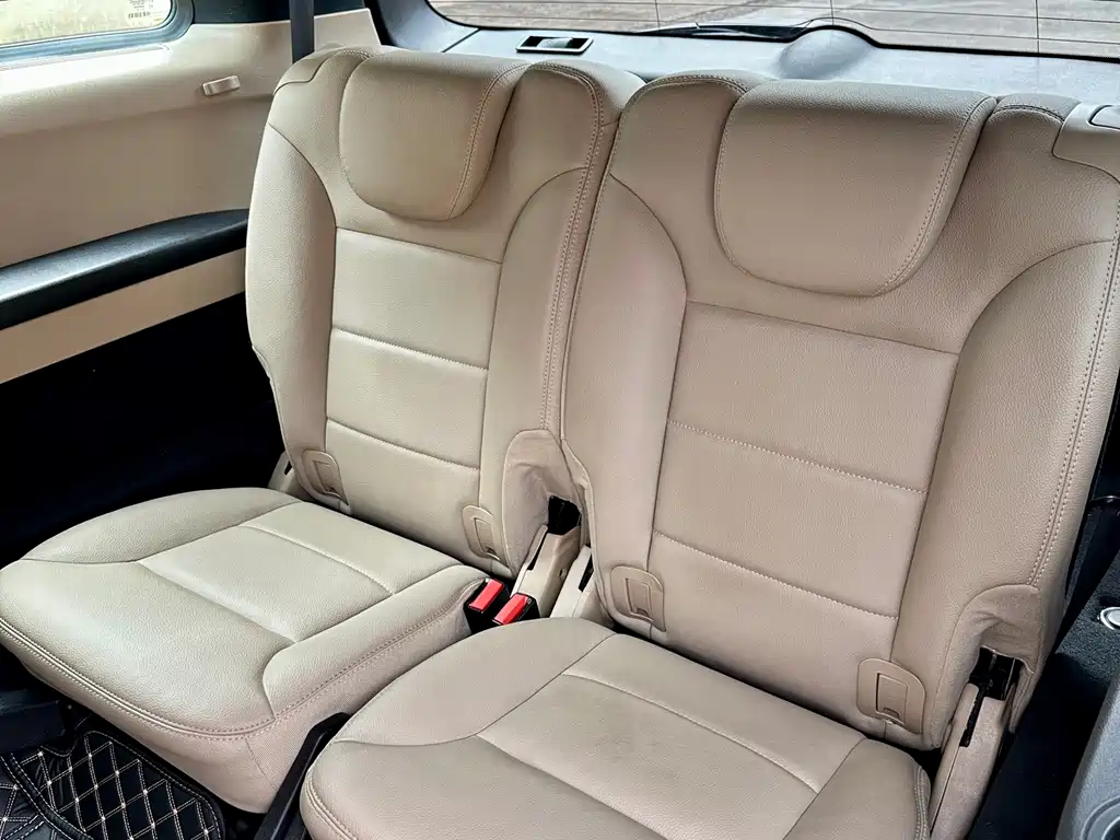 Mercedes-Benz R 2011 R 300 L
