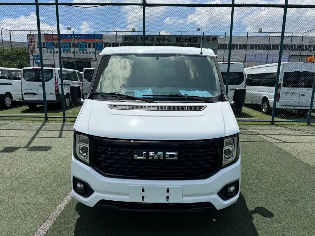 JMC JMC Fushun — миниатюра 2