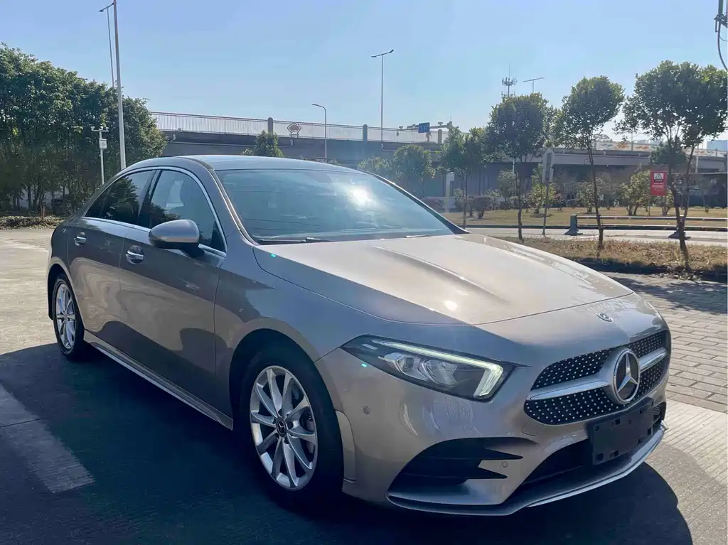 MERCEDES-BENZ A CLASS