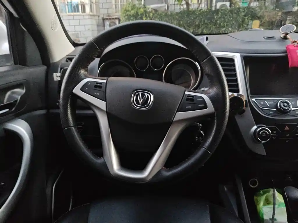 Changan CS35 — миниатюра 11