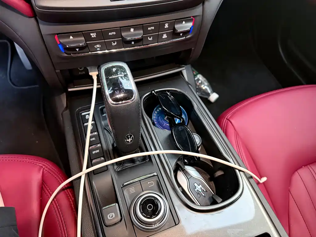 Maserati Ghibli — миниатюра 7