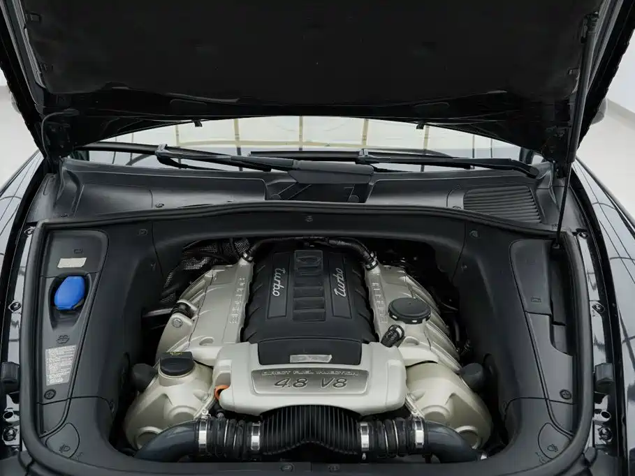 Porsche Cayenne — миниатюра 34