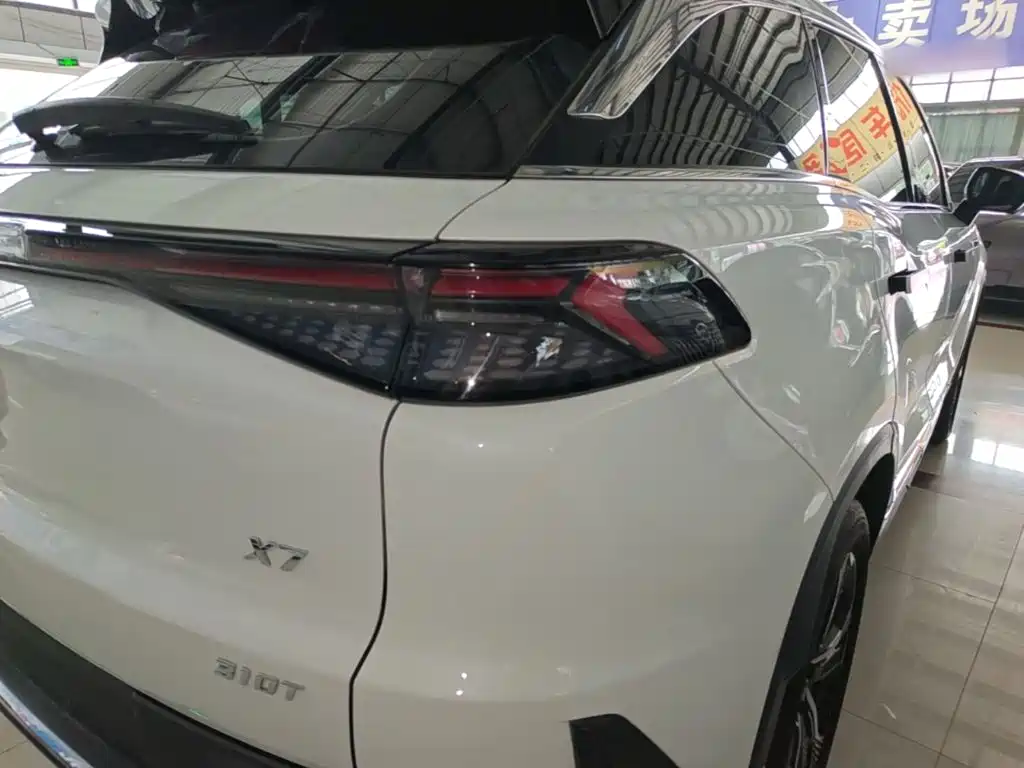 BAIC X7 — миниатюра 8