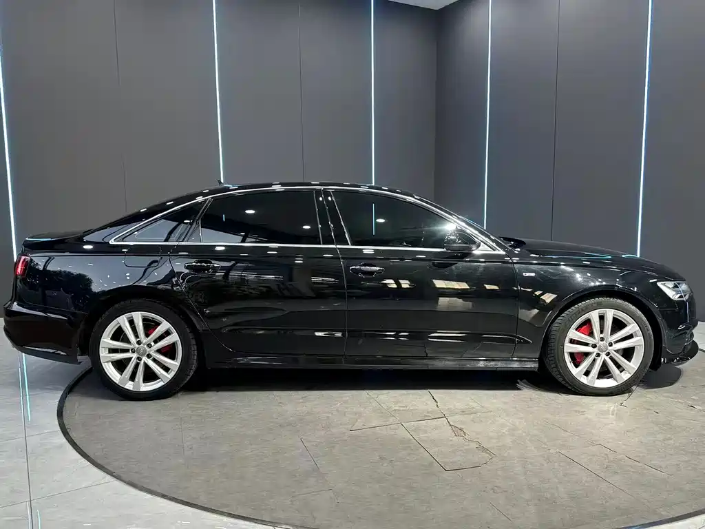 Audi A6L — миниатюра 5