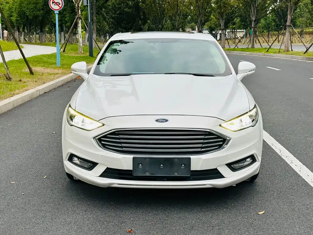 Ford Mondeo — миниатюра 2