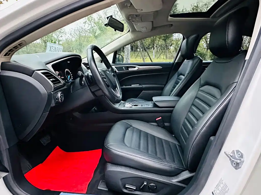 Ford Mondeo — миниатюра 8