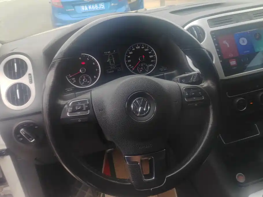 Volkswagen Tiguan — миниатюра 15