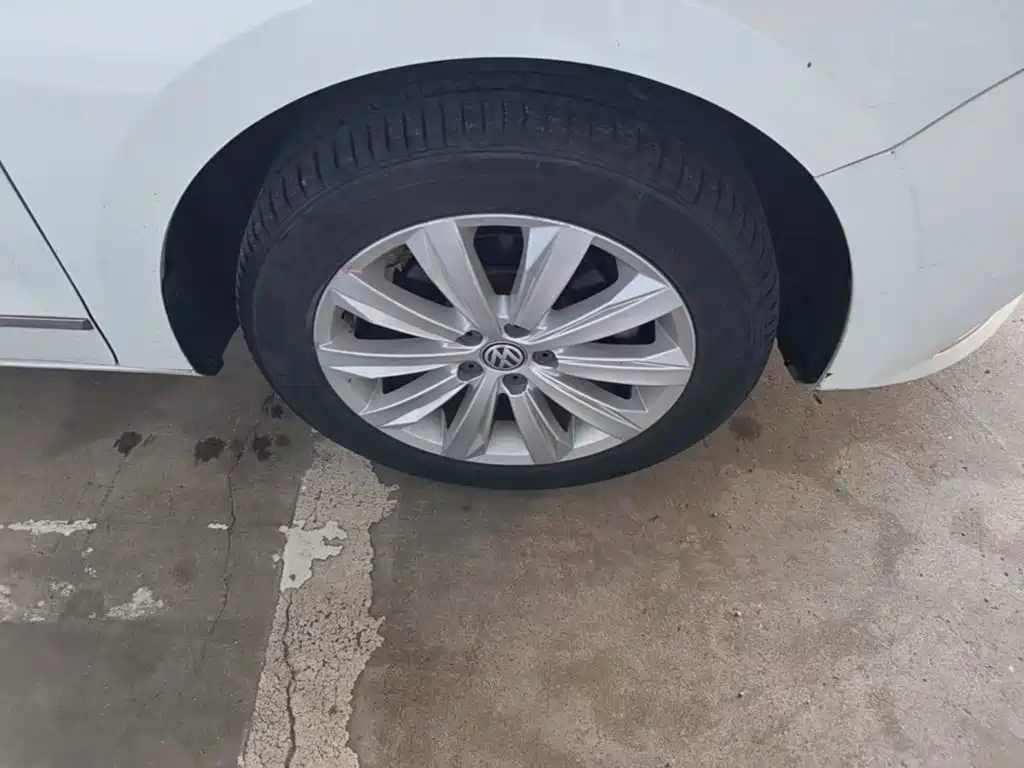 Volkswagen Bora — миниатюра 12