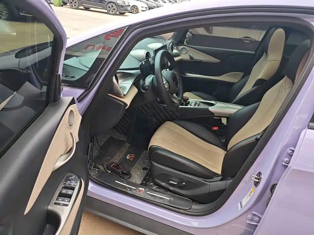 BYD Dolphin — миниатюра 16