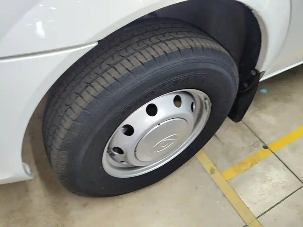 Maxus V80 — миниатюра 23