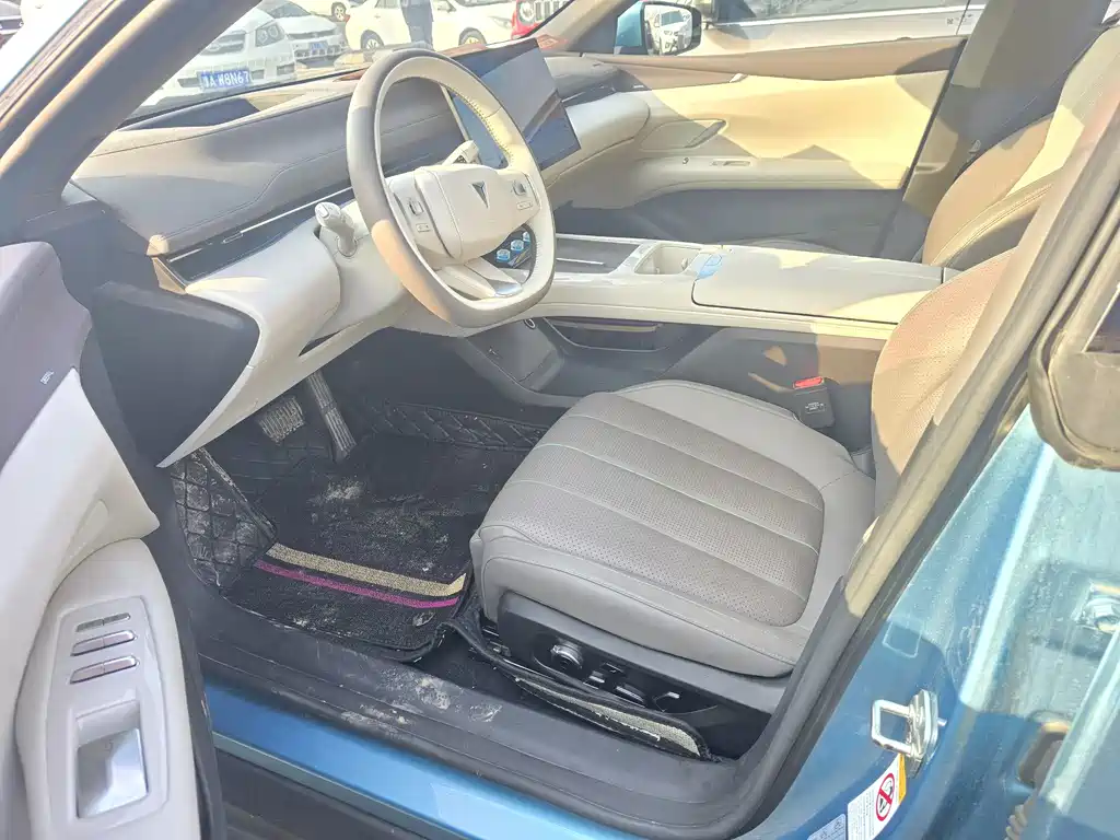 Changan Deepal DARK BLUE L07