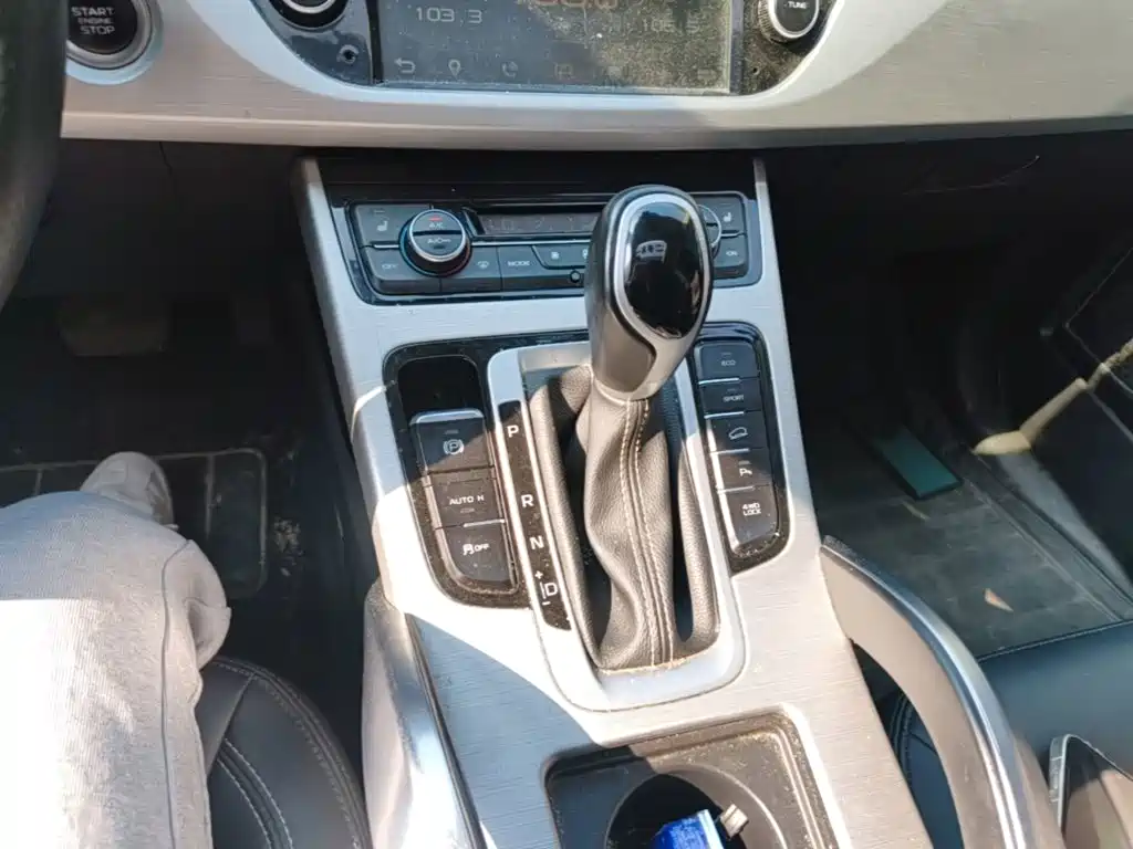 Geely Boyue — миниатюра 14