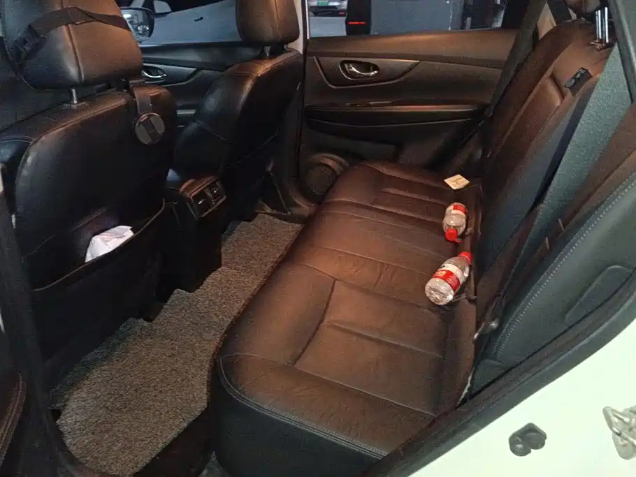Nissan X-Trail — миниатюра 11